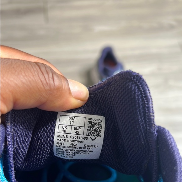 Saucony Endorphin Shift 3 Athletic Running Shoes (11) - Picture 10 of 10